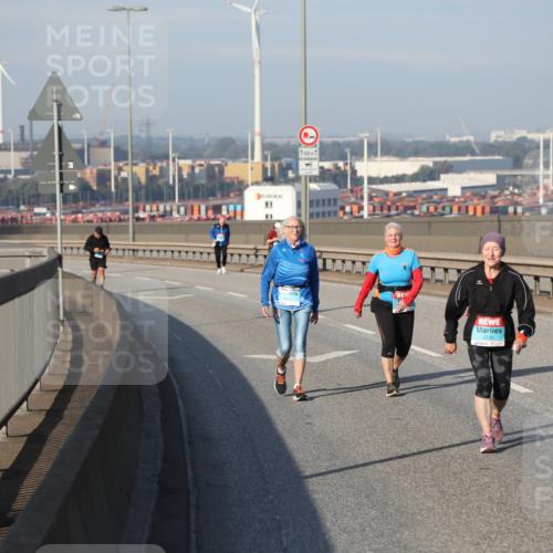 03.10.2025 - Köhlbrandbrückenlauf Yannick Fuchs http://msf.ph/oto/9134375 03.10.2025 09:09:25 Position 2  meine-sportfotos.de