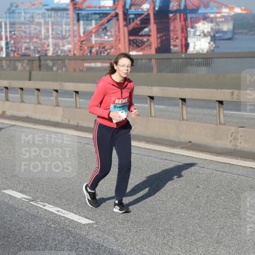 03.10.2025 - Köhlbrandbrückenlauf Yannick Fuchs http://msf.ph/oto/9134380 03.10.2025 09:09:26 Position 2  meine-sportfotos.de