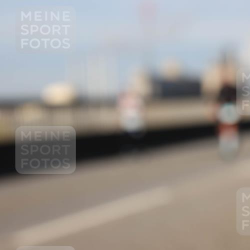 03.10.2025 - Köhlbrandbrückenlauf Lena Gebhardt http://msf.ph/oto/9134434 03.10.2025 09:52:36 Position 2  meine-sportfotos.de