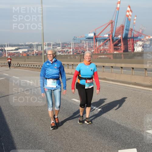 03.10.2025 - Köhlbrandbrückenlauf Yannick Fuchs http://msf.ph/oto/9134445 03.10.2025 09:09:34 Position 2  meine-sportfotos.de