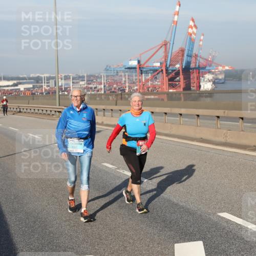 03.10.2025 - Köhlbrandbrückenlauf Yannick Fuchs http://msf.ph/oto/9134450 03.10.2025 09:09:34 Position 2 3092 meine-sportfotos.de
