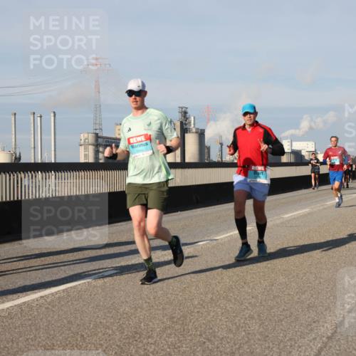 03.10.2025 - Köhlbrandbrückenlauf Lena Gebhardt http://msf.ph/oto/9134589 03.10.2025 09:52:45 Position 2 1525, 2449 meine-sportfotos.de
