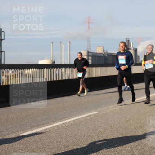 03.10.2025 - Köhlbrandbrückenlauf Lena Gebhardt http://msf.ph/oto/9134787 03.10.2025 09:52:57 Position 2  meine-sportfotos.de