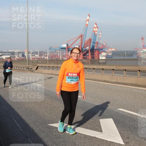03.10.2025 - Köhlbrandbrückenlauf Yannick Fuchs http://msf.ph/oto/9134798 03.10.2025 09:11:49 Position 2 2669 meine-sportfotos.de