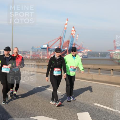 03.10.2025 - Köhlbrandbrückenlauf Yannick Fuchs http://msf.ph/oto/9134894 03.10.2025 09:12:11 Position 2 1241 meine-sportfotos.de