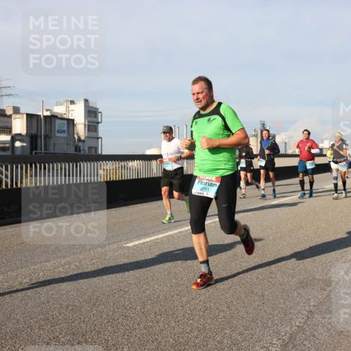 03.10.2025 - Köhlbrandbrückenlauf Lena Gebhardt http://msf.ph/oto/9134916 03.10.2025 09:53:06 Position 2 2711 meine-sportfotos.de