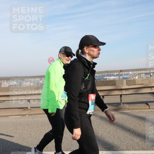 03.10.2025 - Köhlbrandbrückenlauf Yannick Fuchs http://msf.ph/oto/9134929 03.10.2025 09:12:17 Position 2  meine-sportfotos.de