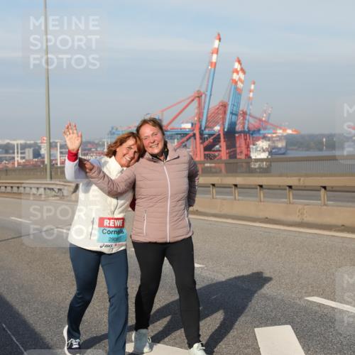 03.10.2025 - Köhlbrandbrückenlauf Yannick Fuchs http://msf.ph/oto/9134938 03.10.2025 09:12:26 Position 2 2908 meine-sportfotos.de