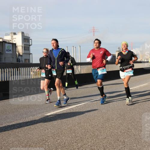 03.10.2025 - Köhlbrandbrückenlauf Lena Gebhardt http://msf.ph/oto/9134943 03.10.2025 09:53:08 Position 2 2964, 1093 meine-sportfotos.de