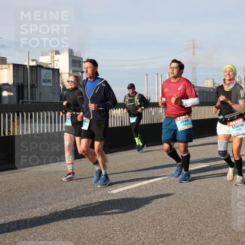 03.10.2025 - Köhlbrandbrückenlauf Lena Gebhardt http://msf.ph/oto/9134946 03.10.2025 09:53:08 Position 2 2964, 1093 meine-sportfotos.de