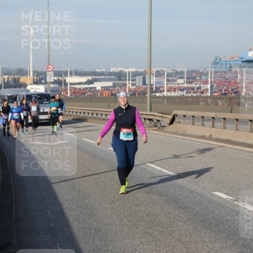 03.10.2025 - Köhlbrandbrückenlauf Yannick Fuchs http://msf.ph/oto/9135069 03.10.2025 09:13:47 Position 2  meine-sportfotos.de