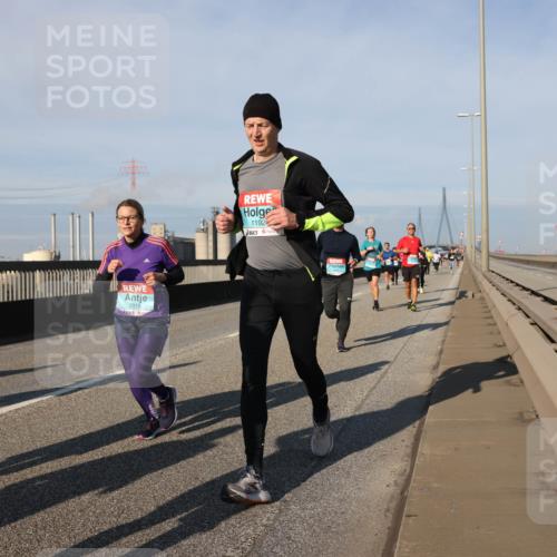 03.10.2025 - Köhlbrandbrückenlauf Lena Gebhardt http://msf.ph/oto/9135078 03.10.2025 09:53:15 Position 2 2015, 1192 meine-sportfotos.de
