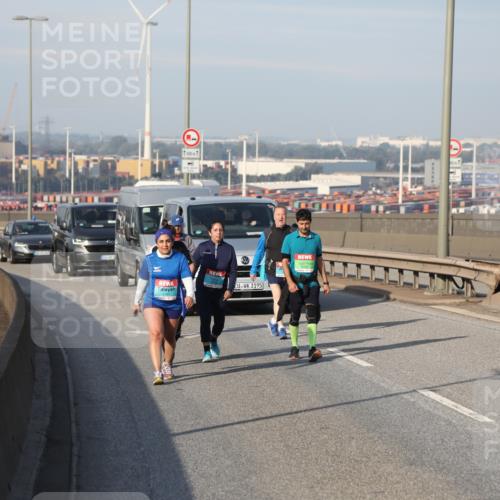 03.10.2025 - Köhlbrandbrückenlauf Yannick Fuchs http://msf.ph/oto/9135085 03.10.2025 09:13:55 Position 2 3195 meine-sportfotos.de