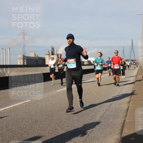03.10.2025 - Köhlbrandbrückenlauf Lena Gebhardt http://msf.ph/oto/9135087 03.10.2025 09:53:16 Position 2 1605 meine-sportfotos.de