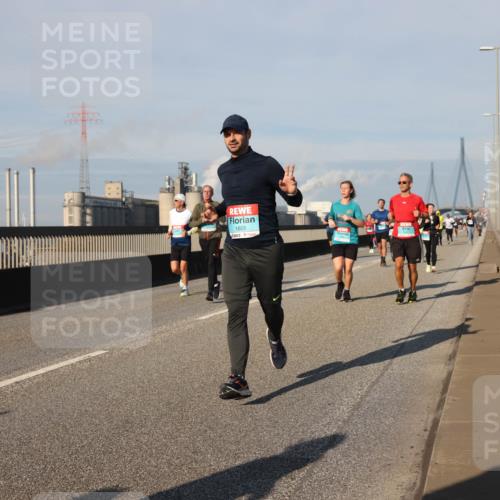 03.10.2025 - Köhlbrandbrückenlauf Lena Gebhardt http://msf.ph/oto/9135088 03.10.2025 09:53:16 Position 2 1605 meine-sportfotos.de
