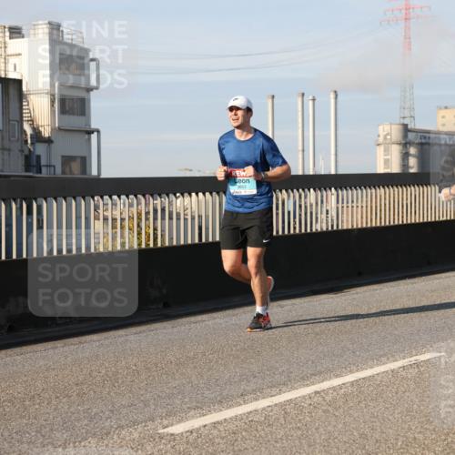 03.10.2025 - Köhlbrandbrückenlauf Lena Gebhardt http://msf.ph/oto/9135210 03.10.2025 09:53:23 Position 2 3653, 2471 meine-sportfotos.de