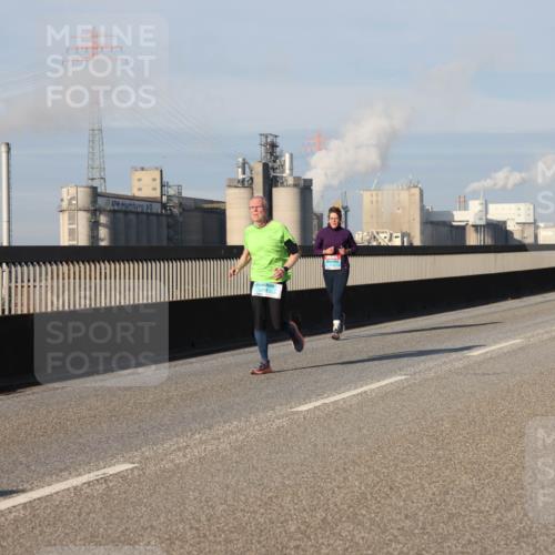 03.10.2025 - Köhlbrandbrückenlauf Lena Gebhardt http://msf.ph/oto/9135698 03.10.2025 09:53:43 Position 2  meine-sportfotos.de