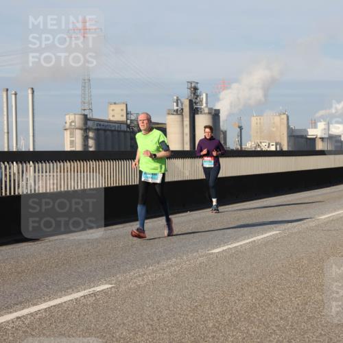 03.10.2025 - Köhlbrandbrückenlauf Lena Gebhardt http://msf.ph/oto/9135704 03.10.2025 09:53:43 Position 2  meine-sportfotos.de