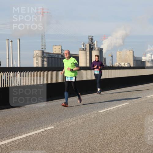 03.10.2025 - Köhlbrandbrückenlauf Lena Gebhardt http://msf.ph/oto/9135709 03.10.2025 09:53:43 Position 2 1802 meine-sportfotos.de