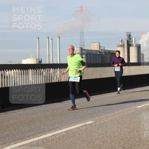03.10.2025 - Köhlbrandbrückenlauf Lena Gebhardt http://msf.ph/oto/9135723 03.10.2025 09:53:44 Position 2 1802 meine-sportfotos.de