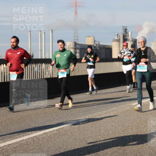 03.10.2025 - Köhlbrandbrückenlauf Lena Gebhardt http://msf.ph/oto/9136140 03.10.2025 09:54:04 Position 2 1844 meine-sportfotos.de