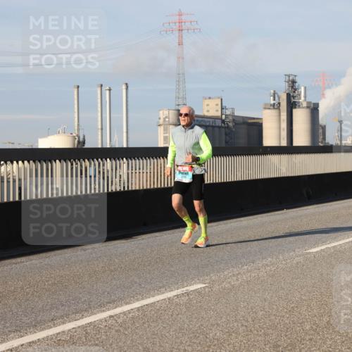 03.10.2025 - Köhlbrandbrückenlauf Lena Gebhardt http://msf.ph/oto/9136375 03.10.2025 09:54:16 Position 2 1642 meine-sportfotos.de