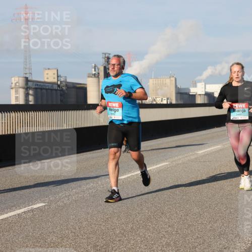 03.10.2025 - Köhlbrandbrückenlauf Lena Gebhardt http://msf.ph/oto/9136396 03.10.2025 09:54:17 Position 2 1642, 3445 meine-sportfotos.de