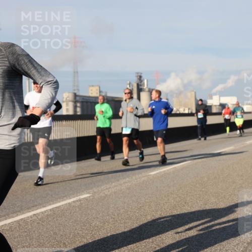 03.10.2025 - Köhlbrandbrückenlauf Lena Gebhardt http://msf.ph/oto/9136950 03.10.2025 09:54:46 Position 2 1438 meine-sportfotos.de
