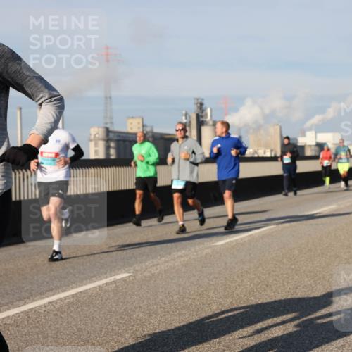 03.10.2025 - Köhlbrandbrückenlauf Lena Gebhardt http://msf.ph/oto/9136954 03.10.2025 09:54:46 Position 2 1438 meine-sportfotos.de