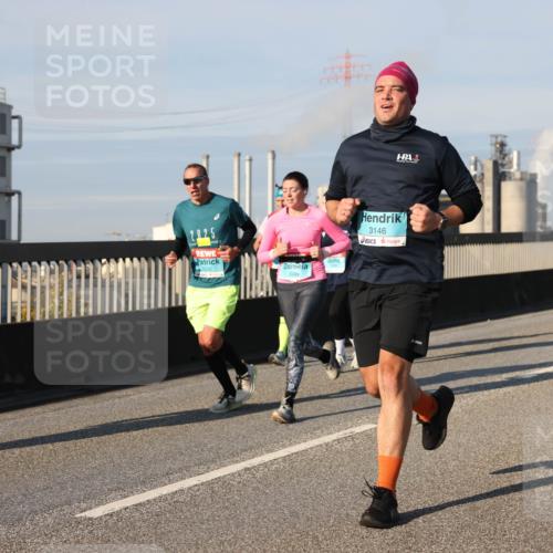 03.10.2025 - Köhlbrandbrückenlauf Lena Gebhardt http://msf.ph/oto/9137070 03.10.2025 09:54:53 Position 2 202, 5, 3146, 3549 meine-sportfotos.de