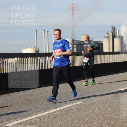 03.10.2025 - Köhlbrandbrückenlauf Lena Gebhardt http://msf.ph/oto/9137101 03.10.2025 09:54:56 Position 2  meine-sportfotos.de
