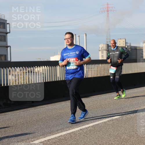03.10.2025 - Köhlbrandbrückenlauf Lena Gebhardt http://msf.ph/oto/9137104 03.10.2025 09:54:56 Position 2 865 meine-sportfotos.de