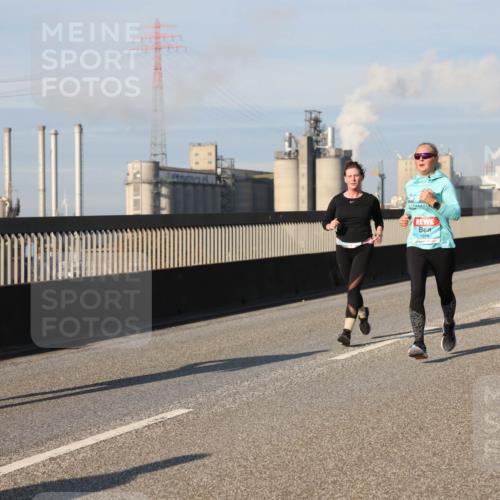 03.10.2025 - Köhlbrandbrückenlauf Lena Gebhardt http://msf.ph/oto/9137125 03.10.2025 09:54:58 Position 2 1514, 161 meine-sportfotos.de