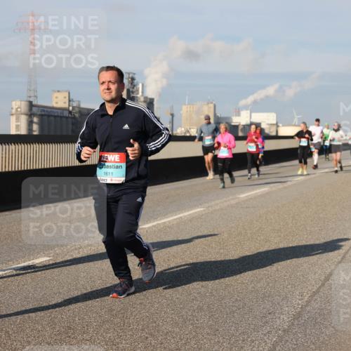 03.10.2025 - Köhlbrandbrückenlauf Lena Gebhardt http://msf.ph/oto/9137162 03.10.2025 09:55:00 Position 2 4, 1611 meine-sportfotos.de