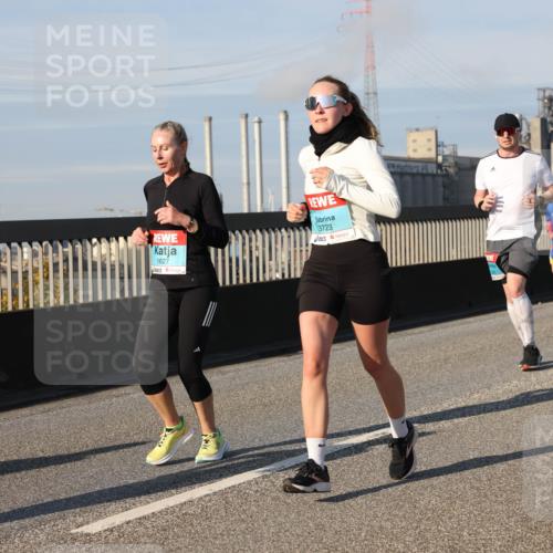 03.10.2025 - Köhlbrandbrückenlauf Lena Gebhardt http://msf.ph/oto/9137252 03.10.2025 09:55:07 Position 2 1627, 3723 meine-sportfotos.de