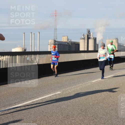 03.10.2025 - Köhlbrandbrückenlauf Lena Gebhardt http://msf.ph/oto/9137288 03.10.2025 09:55:09 Position 2 3326 meine-sportfotos.de