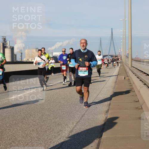 03.10.2025 - Köhlbrandbrückenlauf Lena Gebhardt http://msf.ph/oto/9137317 03.10.2025 09:55:11 Position 2 1296 meine-sportfotos.de