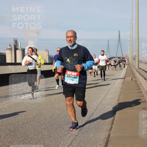 03.10.2025 - Köhlbrandbrückenlauf Lena Gebhardt http://msf.ph/oto/9137333 03.10.2025 09:55:12 Position 2 15, 1296 meine-sportfotos.de
