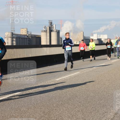 03.10.2025 - Köhlbrandbrückenlauf Lena Gebhardt http://msf.ph/oto/9137499 03.10.2025 09:55:21 Position 2 1314 meine-sportfotos.de