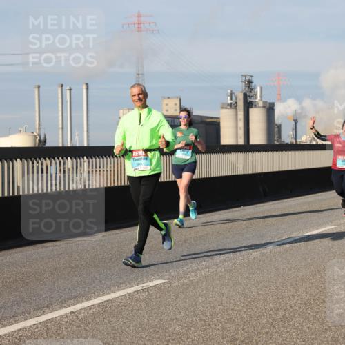 03.10.2025 - Köhlbrandbrückenlauf Lena Gebhardt http://msf.ph/oto/9137641 03.10.2025 09:55:29 Position 2 1843 meine-sportfotos.de
