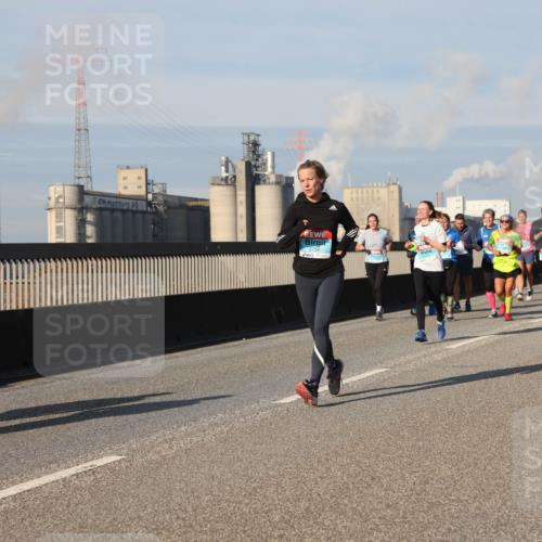 03.10.2025 - Köhlbrandbrückenlauf Lena Gebhardt http://msf.ph/oto/9139405 03.10.2025 09:57:08 Position 2  meine-sportfotos.de