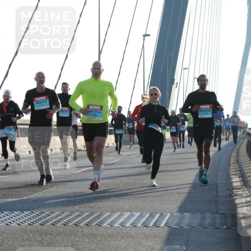03.10.2025 - Köhlbrandbrückenlauf Yannick Fuchs http://msf.ph/oto/9139478 03.10.2025 08:24:00 Position 2 1194, 1168 meine-sportfotos.de