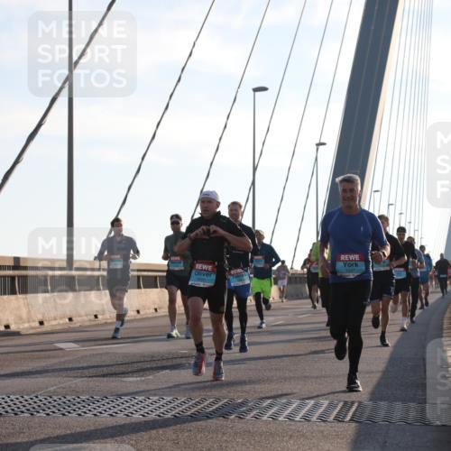 03.10.2025 - Köhlbrandbrückenlauf Yannick Fuchs http://msf.ph/oto/9139578 03.10.2025 08:24:07 Position 2 1247 meine-sportfotos.de
