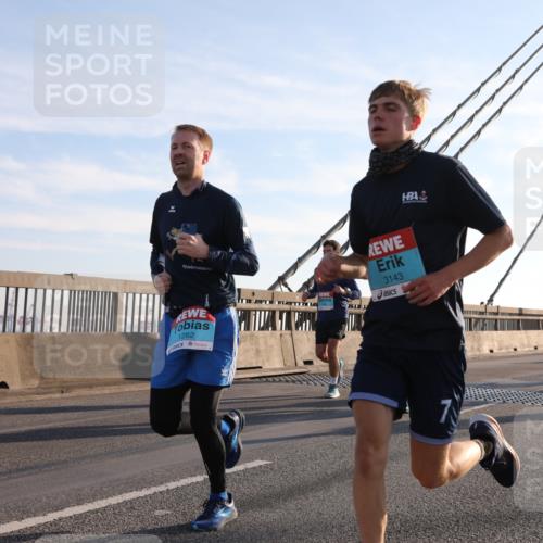 03.10.2025 - Köhlbrandbrückenlauf Yannick Fuchs http://msf.ph/oto/9139641 03.10.2025 08:24:11 Position 2 1262, 3143 meine-sportfotos.de