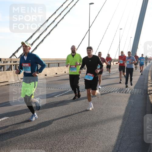 03.10.2025 - Köhlbrandbrückenlauf Yannick Fuchs http://msf.ph/oto/9139667 03.10.2025 08:24:12 Position 2 1185 meine-sportfotos.de