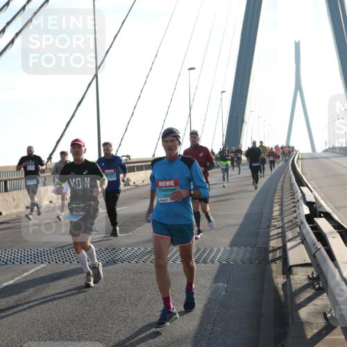 03.10.2025 - Köhlbrandbrückenlauf Yannick Fuchs http://msf.ph/oto/9139711 03.10.2025 08:24:16 Position 2 3317, 8 meine-sportfotos.de
