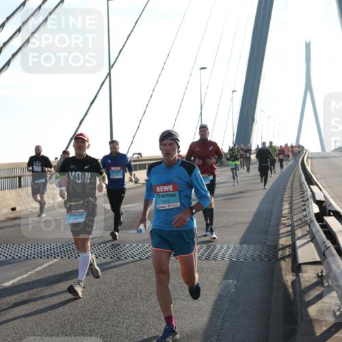 03.10.2025 - Köhlbrandbrückenlauf Yannick Fuchs http://msf.ph/oto/9139715 03.10.2025 08:24:16 Position 2 3317, 8 meine-sportfotos.de