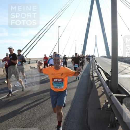 03.10.2025 - Köhlbrandbrückenlauf Yannick Fuchs http://msf.ph/oto/9139915 03.10.2025 08:24:35 Position 2 3495 meine-sportfotos.de