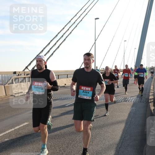 03.10.2025 - Köhlbrandbrückenlauf Yannick Fuchs http://msf.ph/oto/9139999 03.10.2025 08:24:39 Position 2 2777, 3659 meine-sportfotos.de