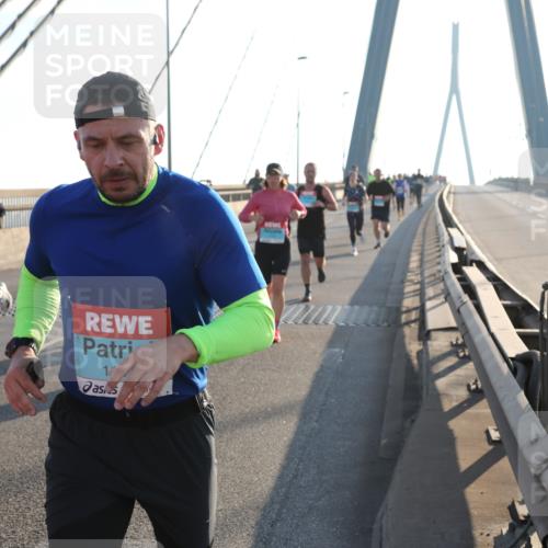 03.10.2025 - Köhlbrandbrückenlauf Yannick Fuchs http://msf.ph/oto/9140055 03.10.2025 08:24:43 Position 2 1 meine-sportfotos.de